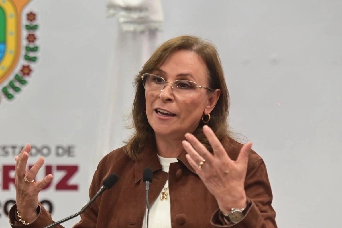 Nahle acusa “ataque sistemático” contra Veracruz por derrame de hidrocarburo