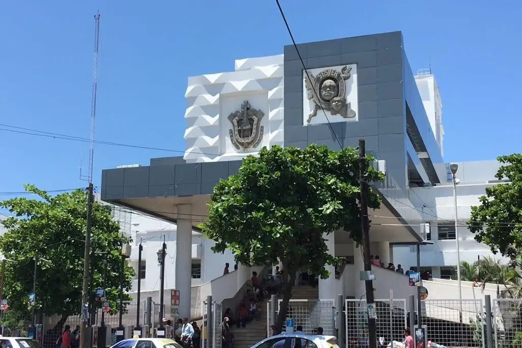 Faltan 6 medicamentos oncológicos en Veracruz: Rocío Nahle